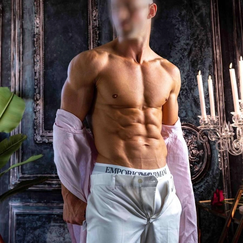 TrystHub - Escorts Oxford - Modelo Thomas Martin TrystHub - Oxford Escorts - Modelo Thomas Martin